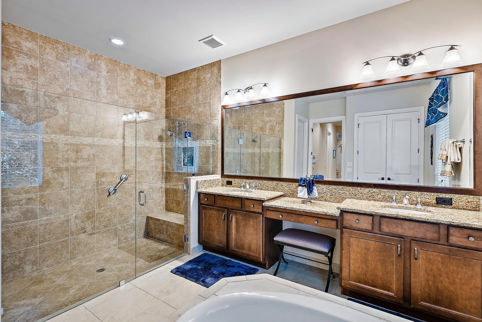 Jupiter Country Club - Residential