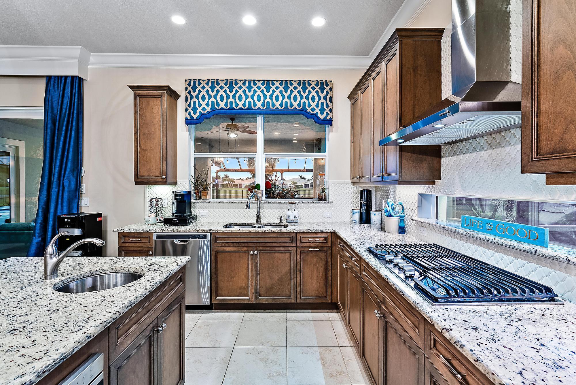 Jupiter Country Club - Residential