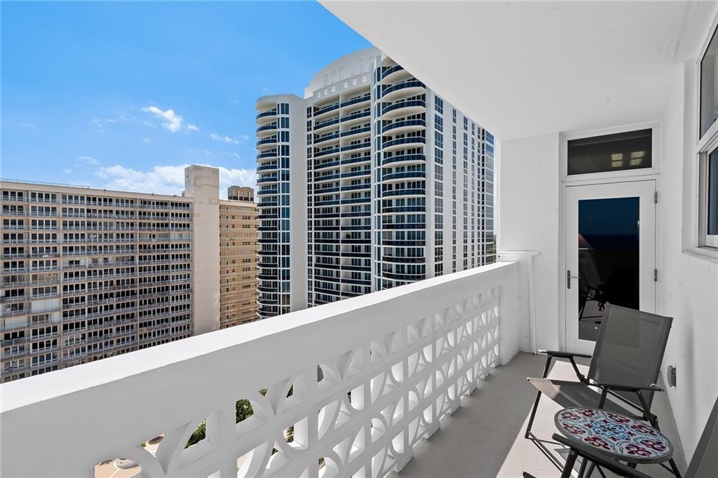 GALT TOWERS - Residential