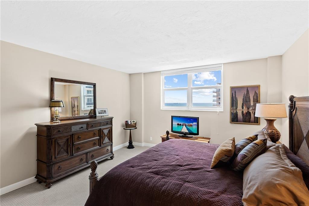 GALT TOWERS - Residential