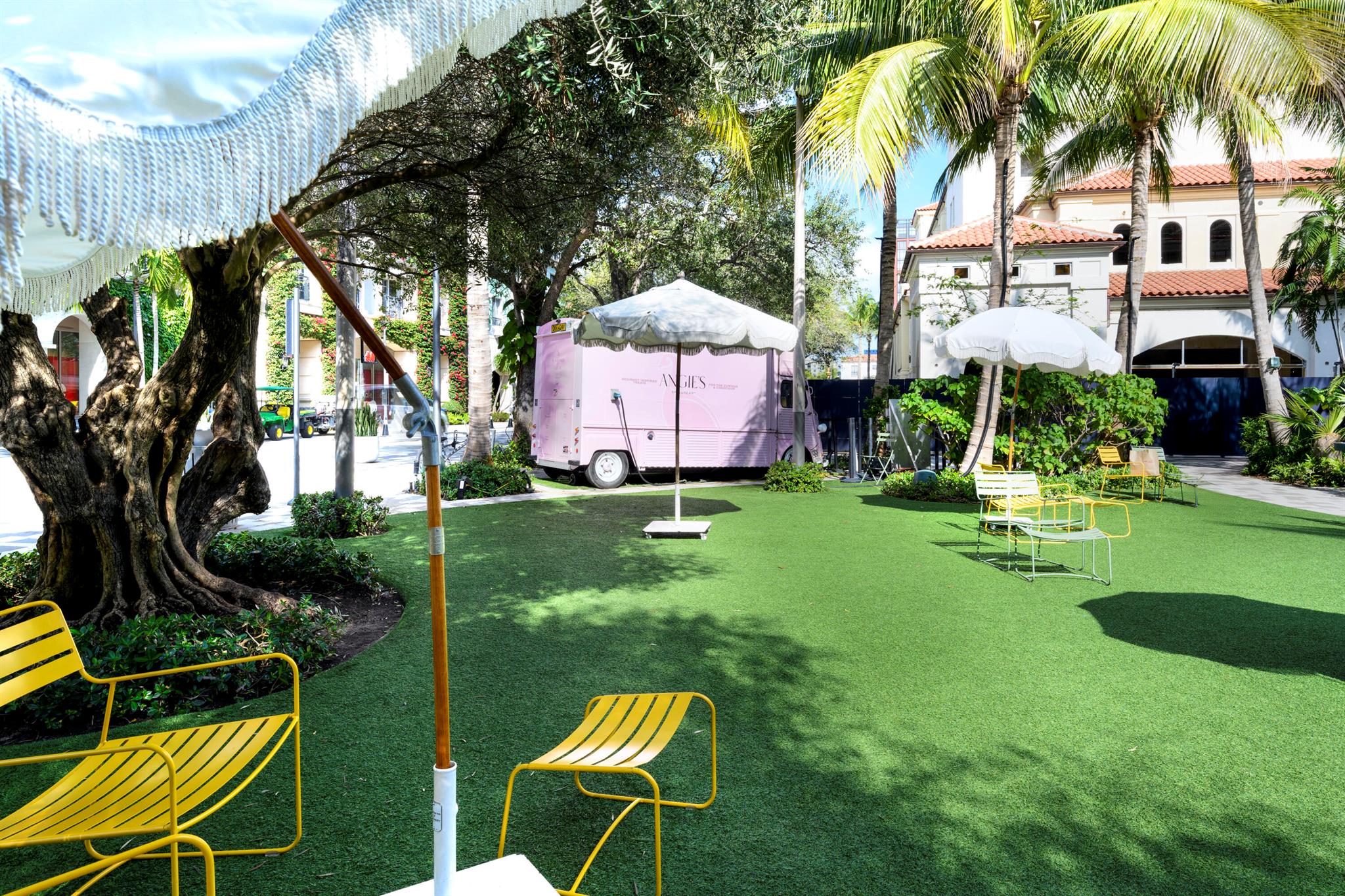 NORTH PALM BEACH VILLAGE - Land