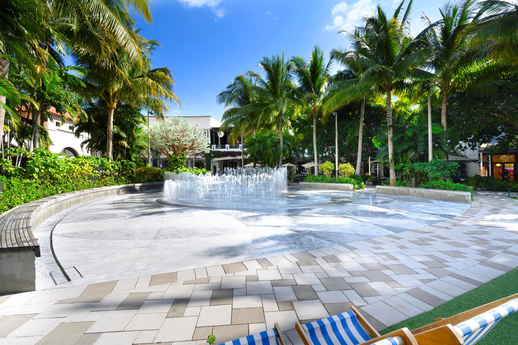 NORTH PALM BEACH VILLAGE - Land