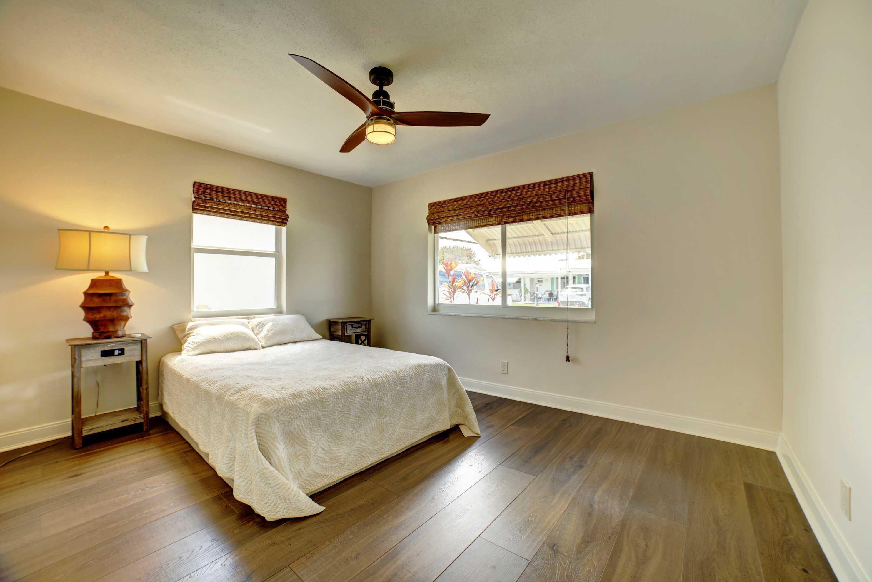 PALM BEACH LEISUREVILLE REPLAT - Residential