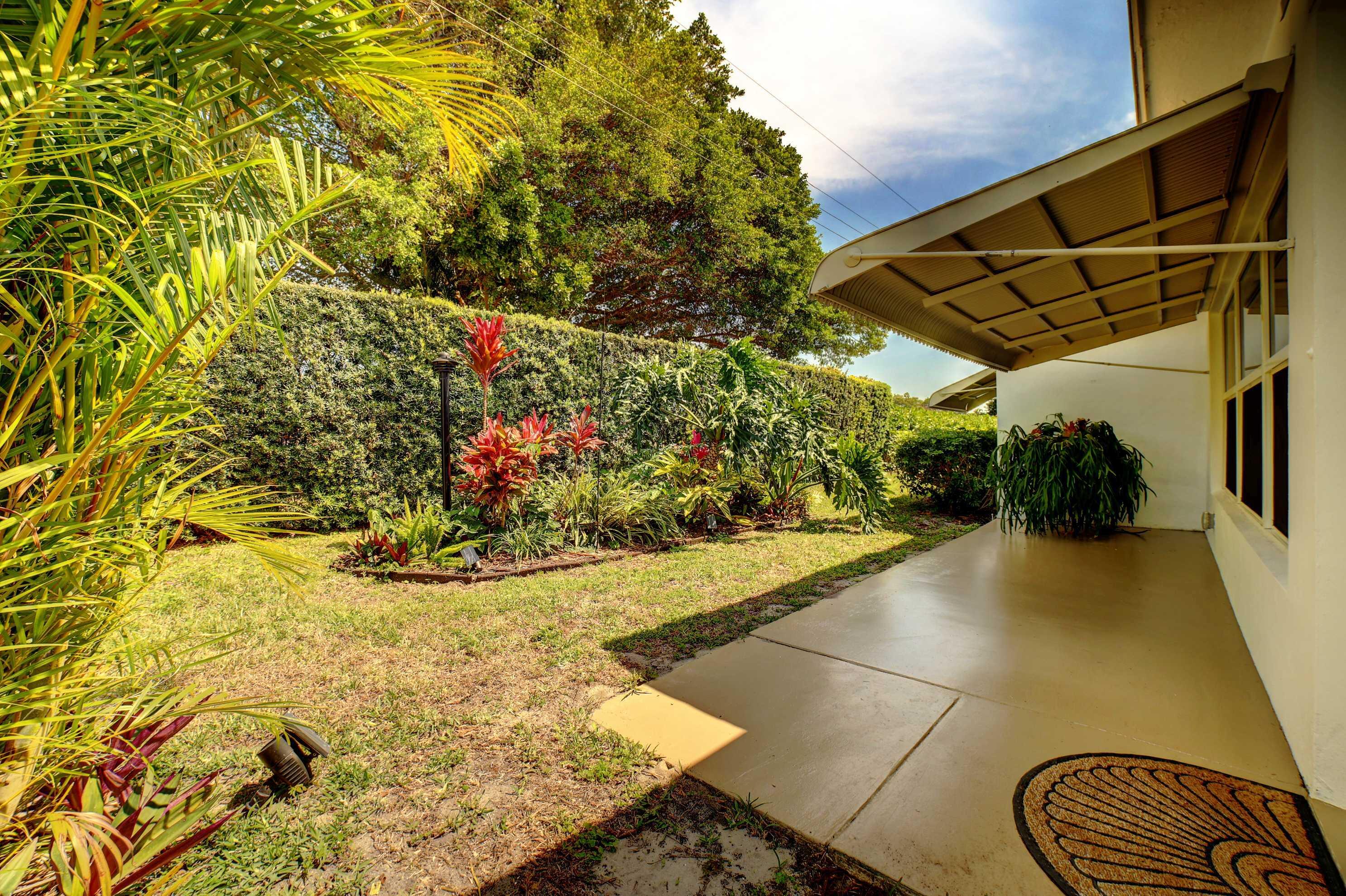 PALM BEACH LEISUREVILLE REPLAT - Residential