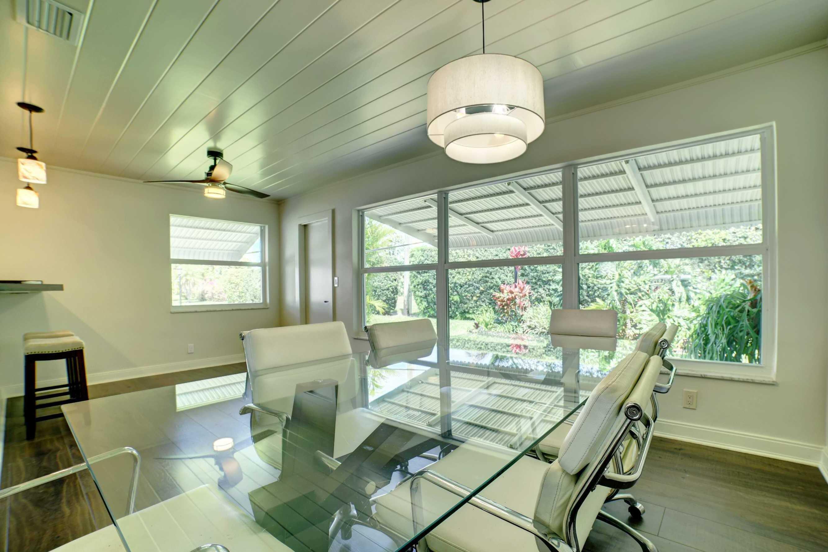 PALM BEACH LEISUREVILLE REPLAT - Residential