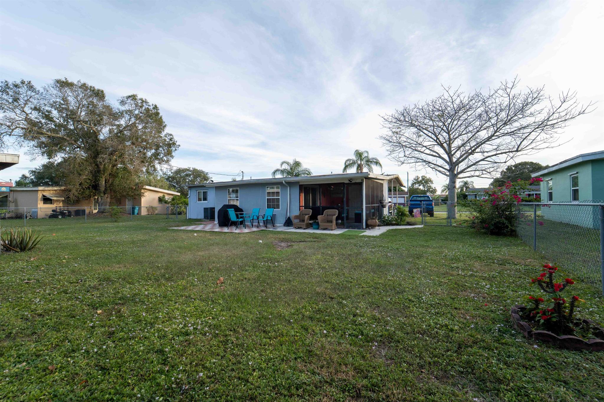 RIVER PARK UNIT 5 - Residential