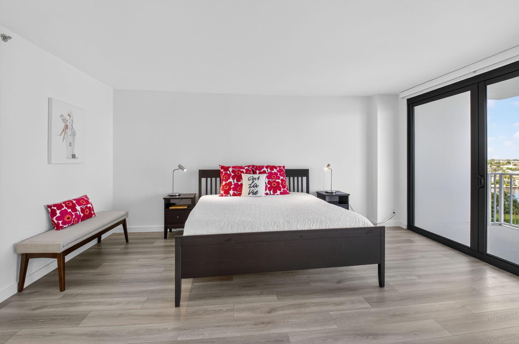 TRAFALGAR OF HIGHLAND BEA - Residential