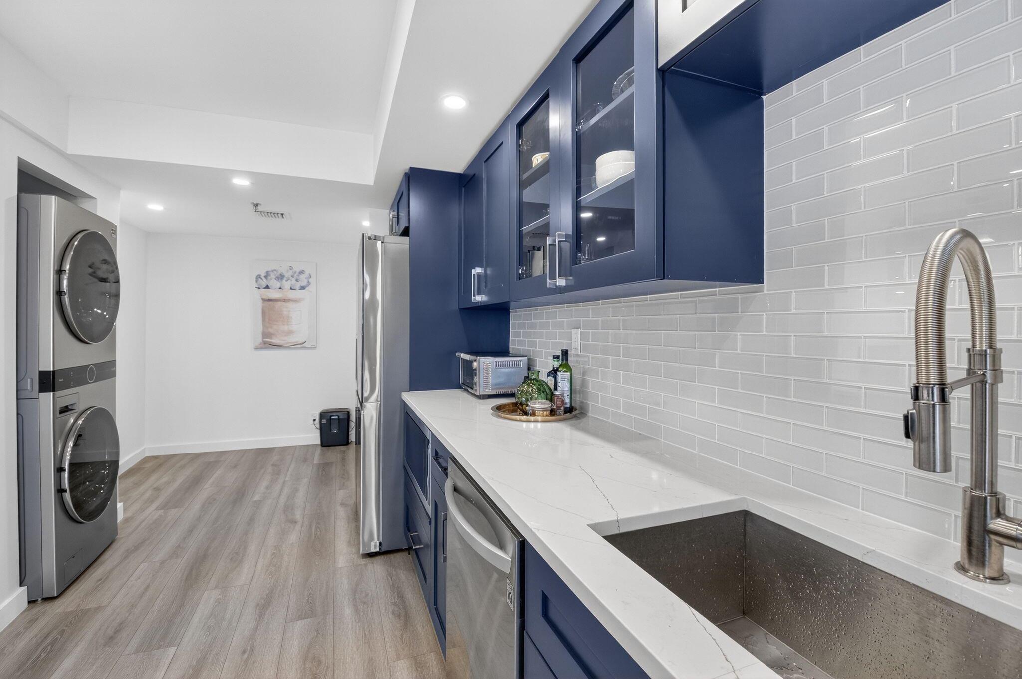 TRAFALGAR OF HIGHLAND BEA - Residential