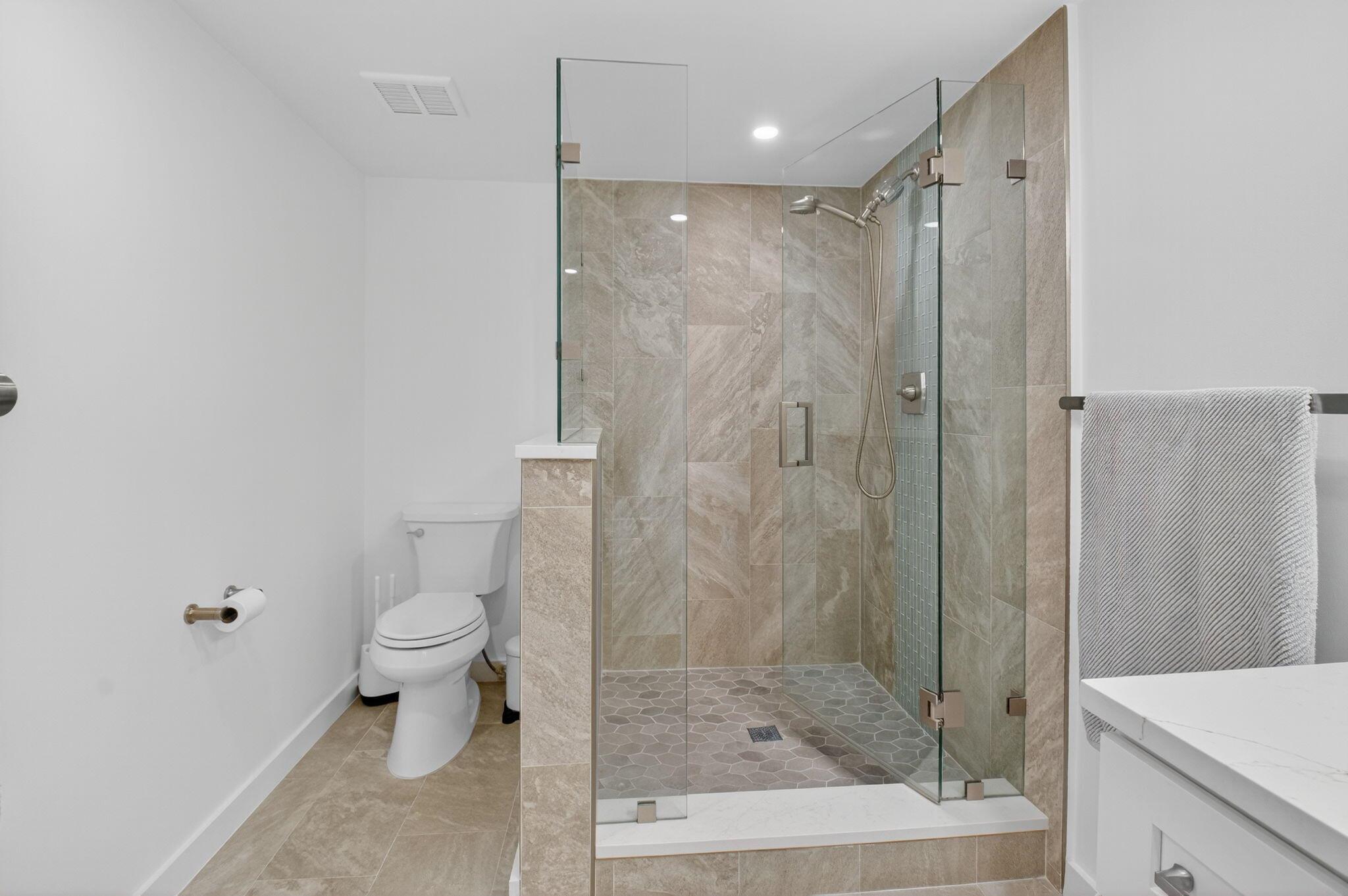 TRAFALGAR OF HIGHLAND BEA - Residential