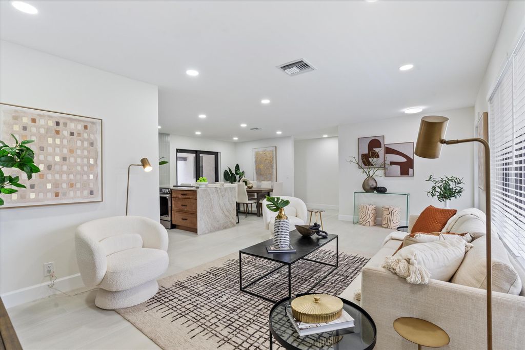Photo of 1195 SW 27th Place, Boynton Beach, FL 33426 (MLS # R11027573)