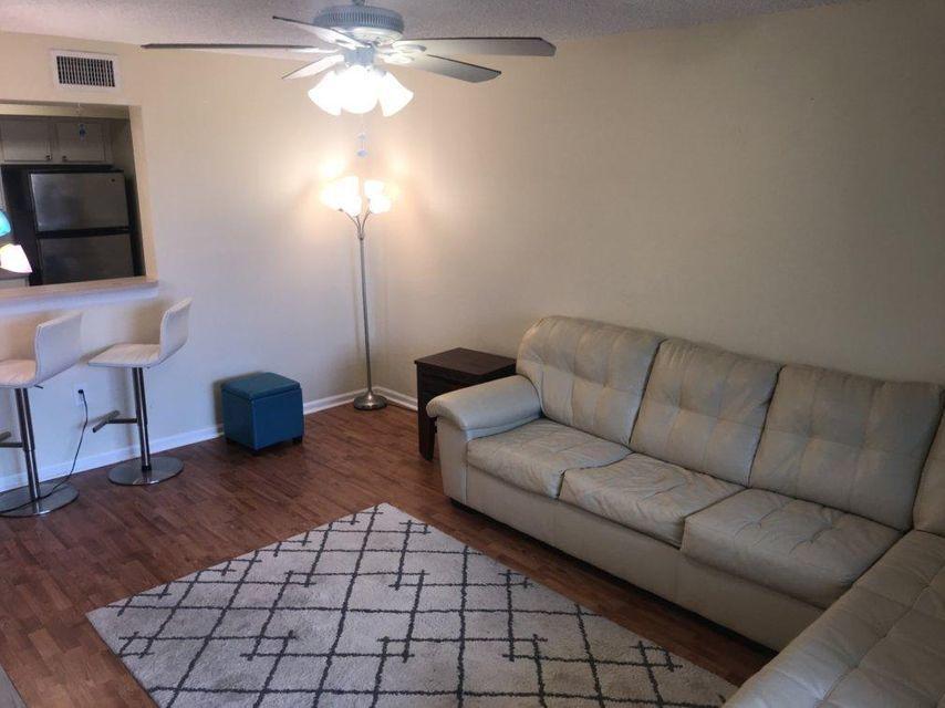 HYPOLUXOS MARINERS CAY CONDO - Residential Lease