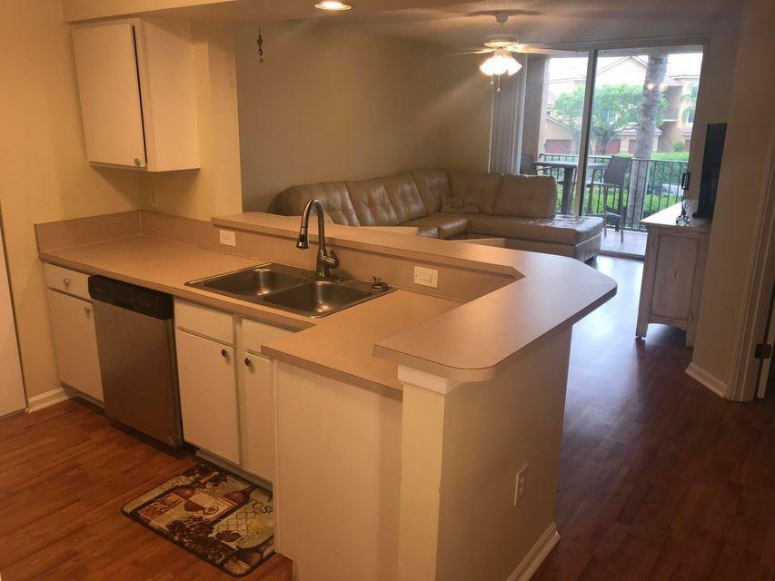 HYPOLUXOS MARINERS CAY CONDO - Residential Lease