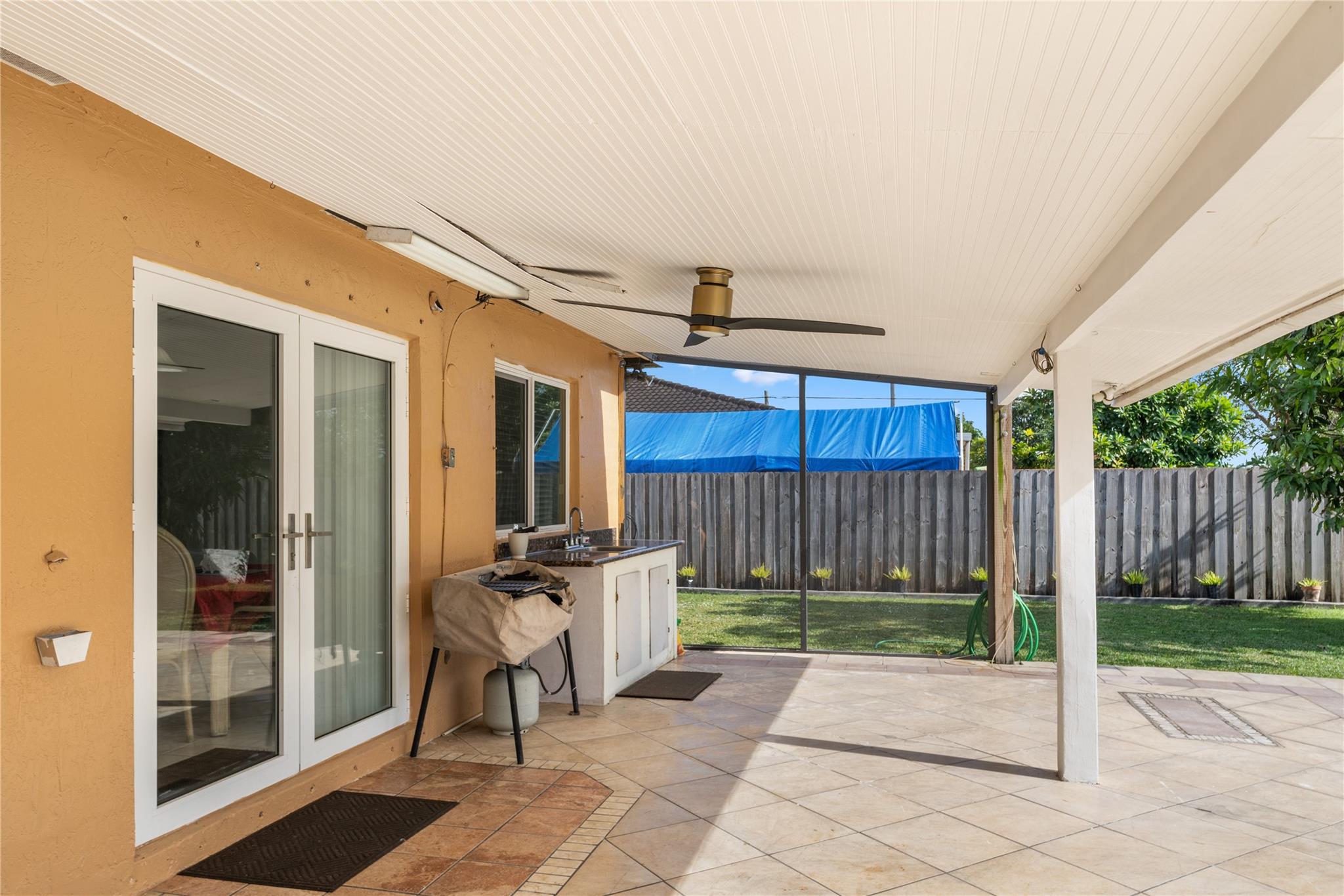 ZAMORAS GROVE - Residential