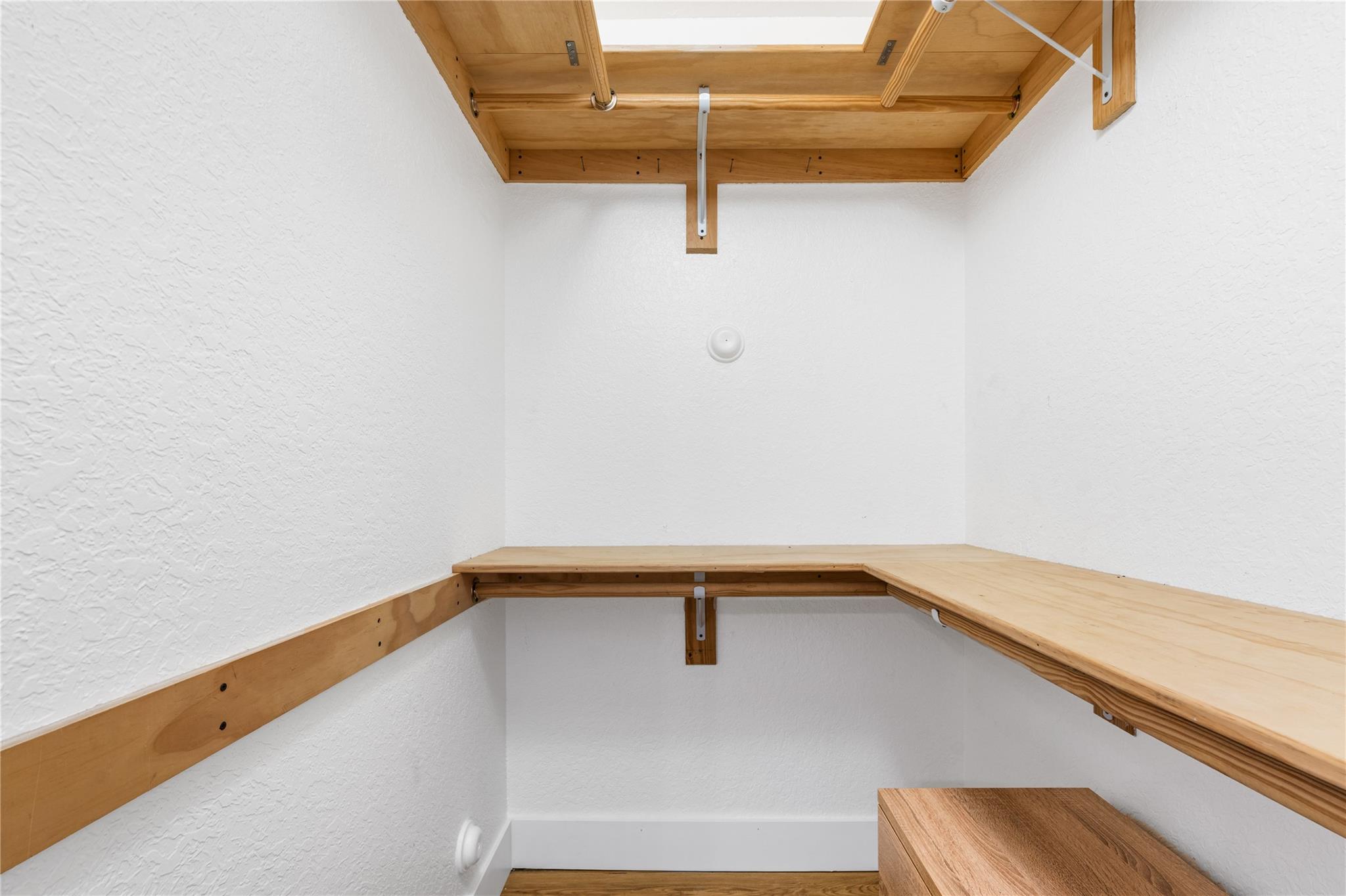 ZAMORAS GROVE - Residential