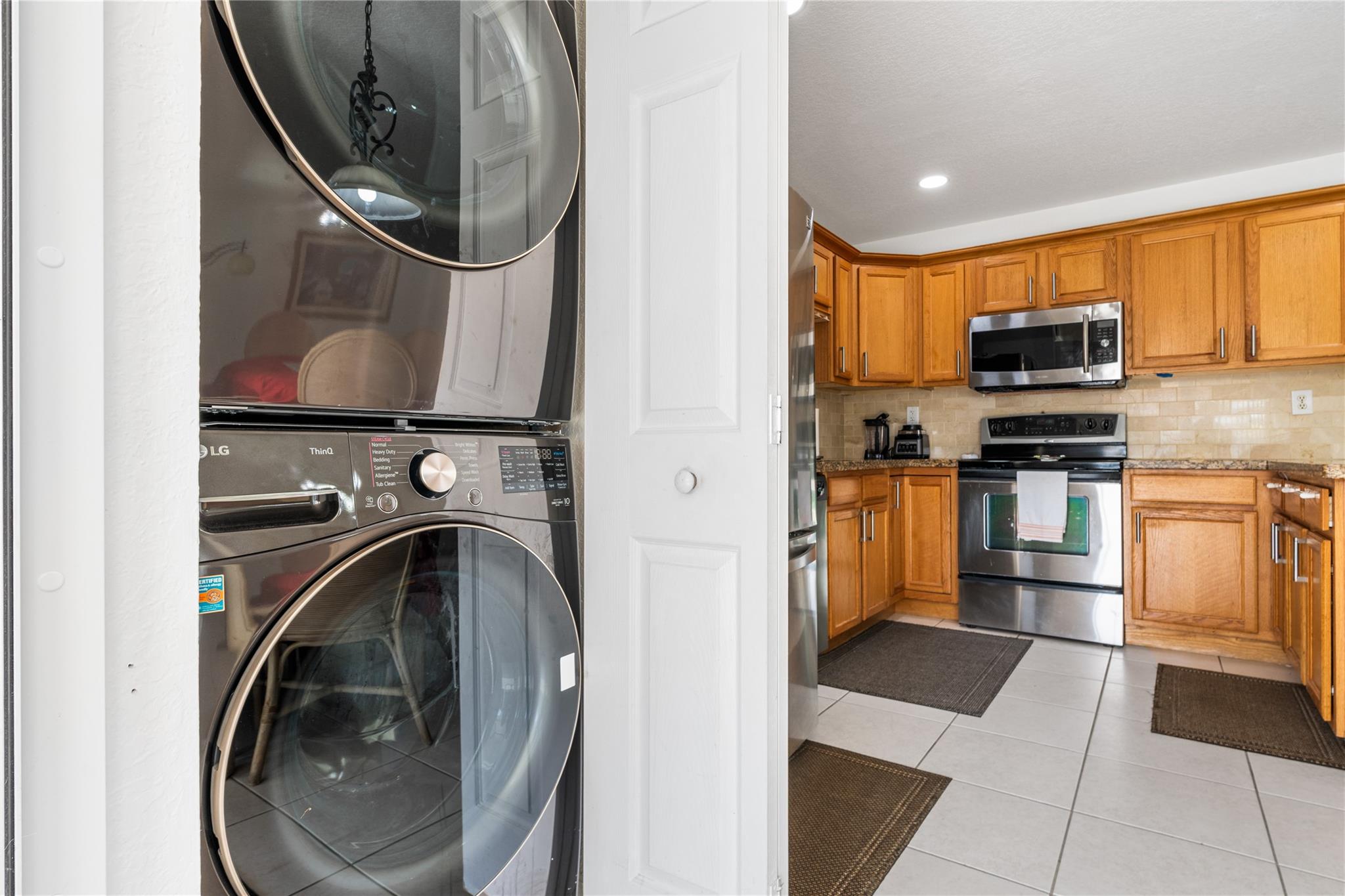 ZAMORAS GROVE - Residential