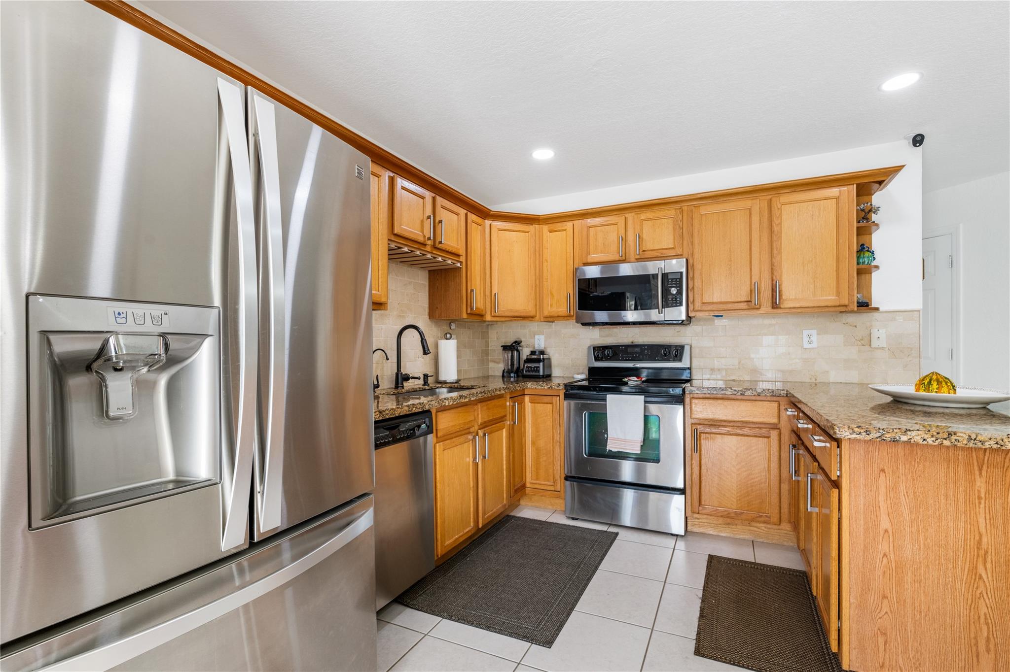 ZAMORAS GROVE - Residential