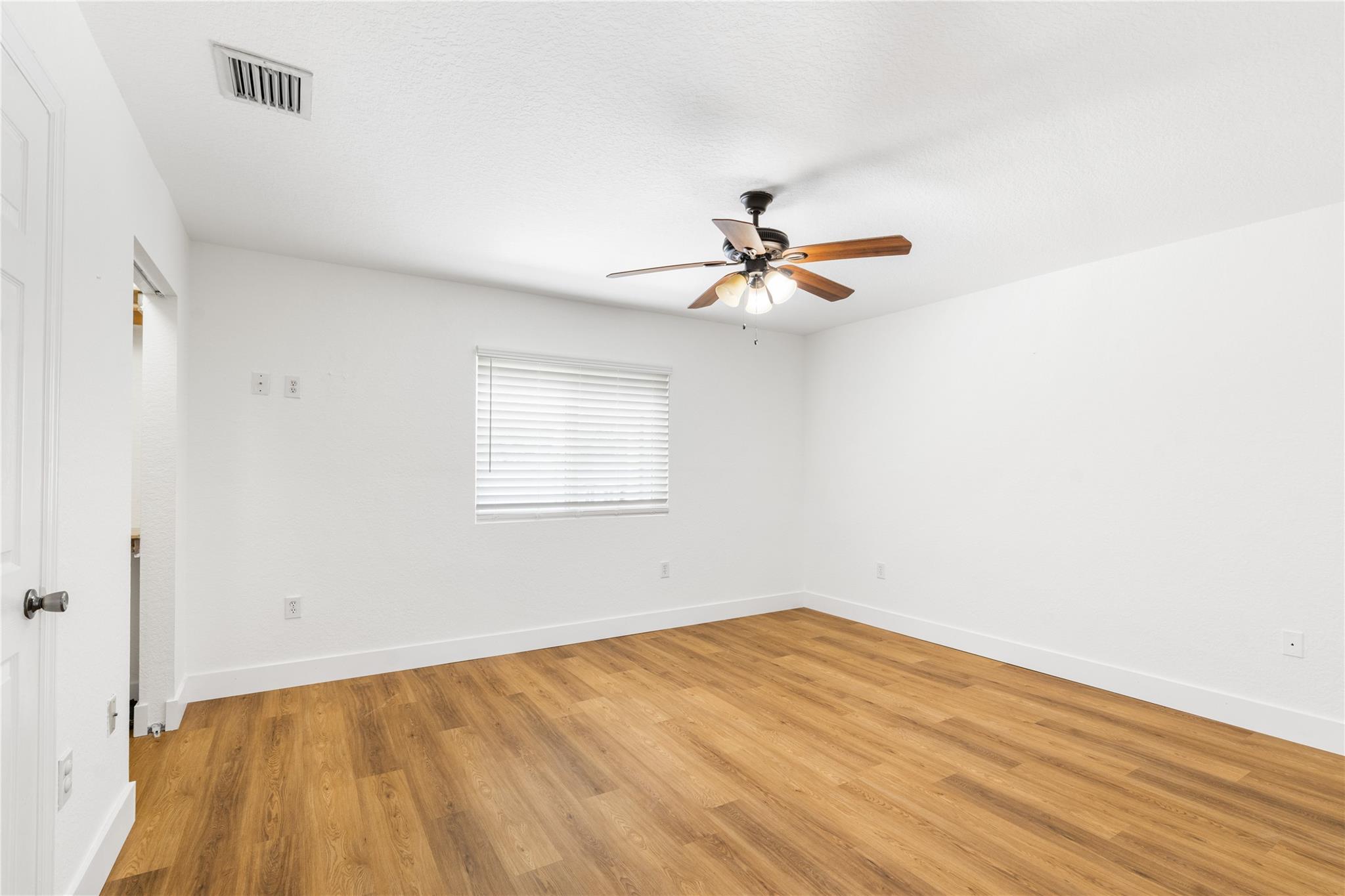 ZAMORAS GROVE - Residential