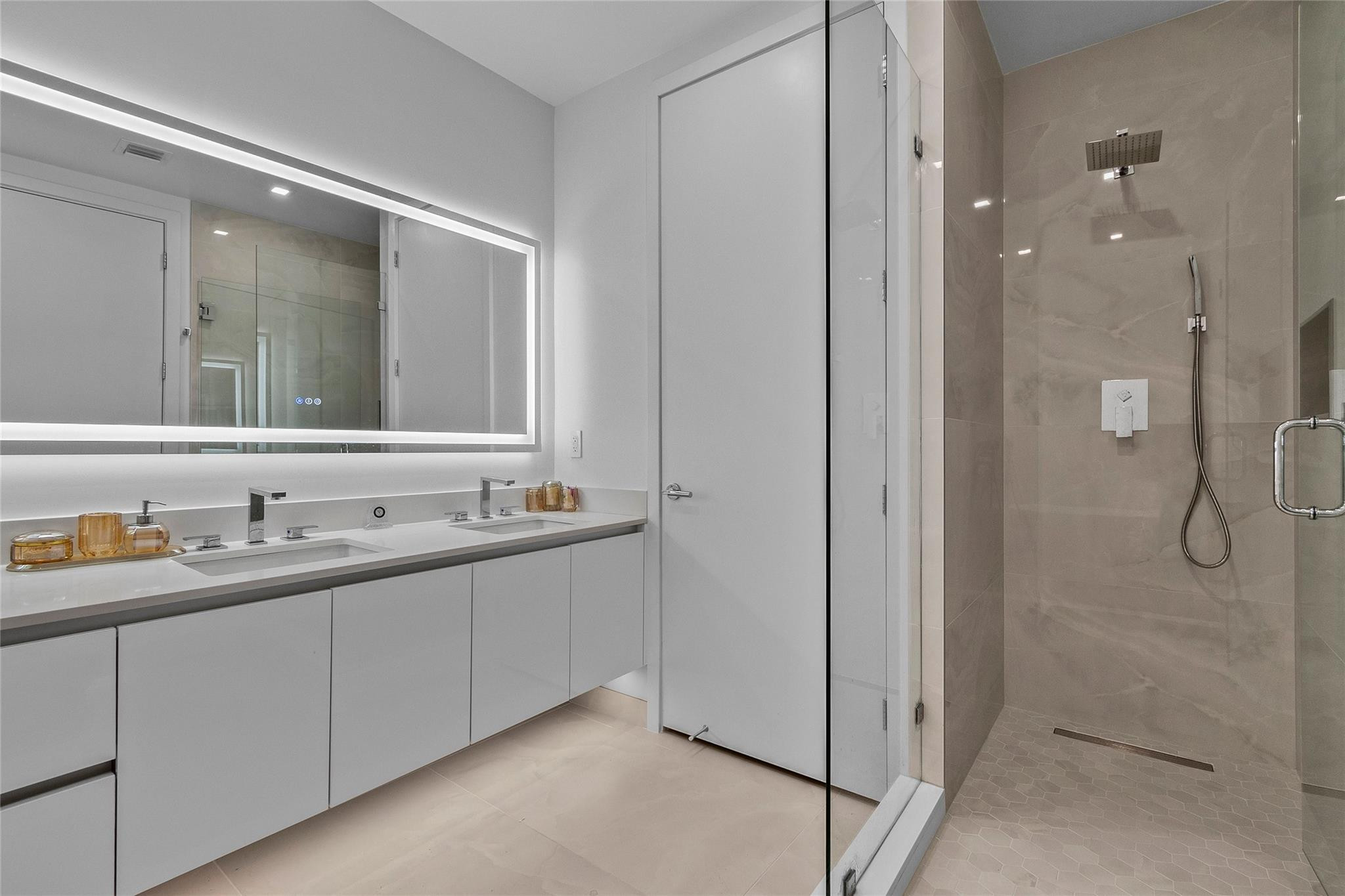 Nautilus 220 - Residential