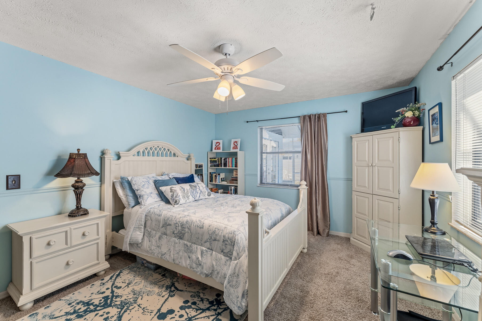 HORSESHOE POINT - Residential