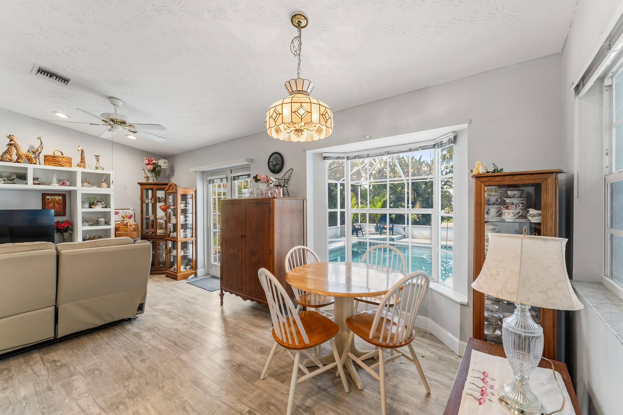 HORSESHOE POINT - Residential