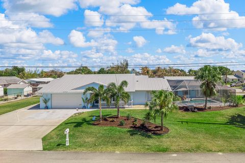 Photo of 4459 SE Kubin Avenue, Stuart, FL 34997 (MLS # B26031467)
