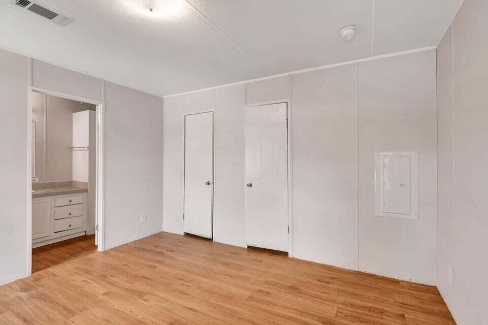 COLONIAL ESTATES INC MOBI - Residential