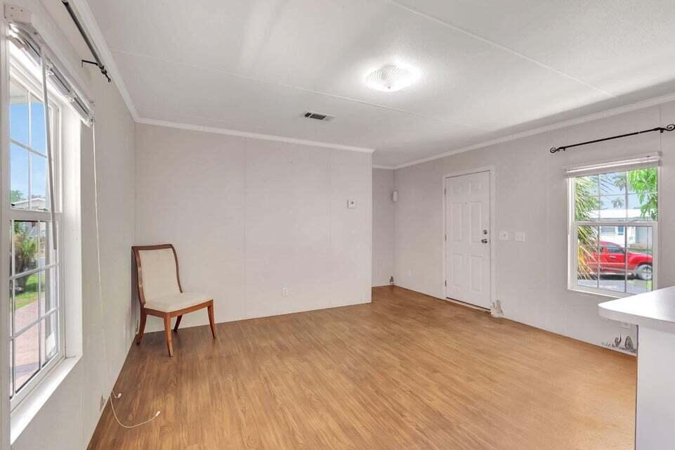 COLONIAL ESTATES INC MOBI - Residential