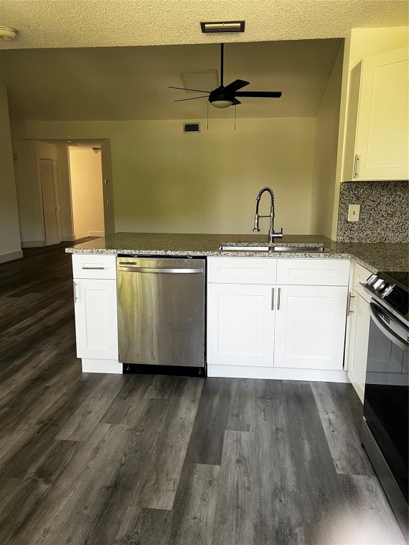 6596 Via Regina 6596