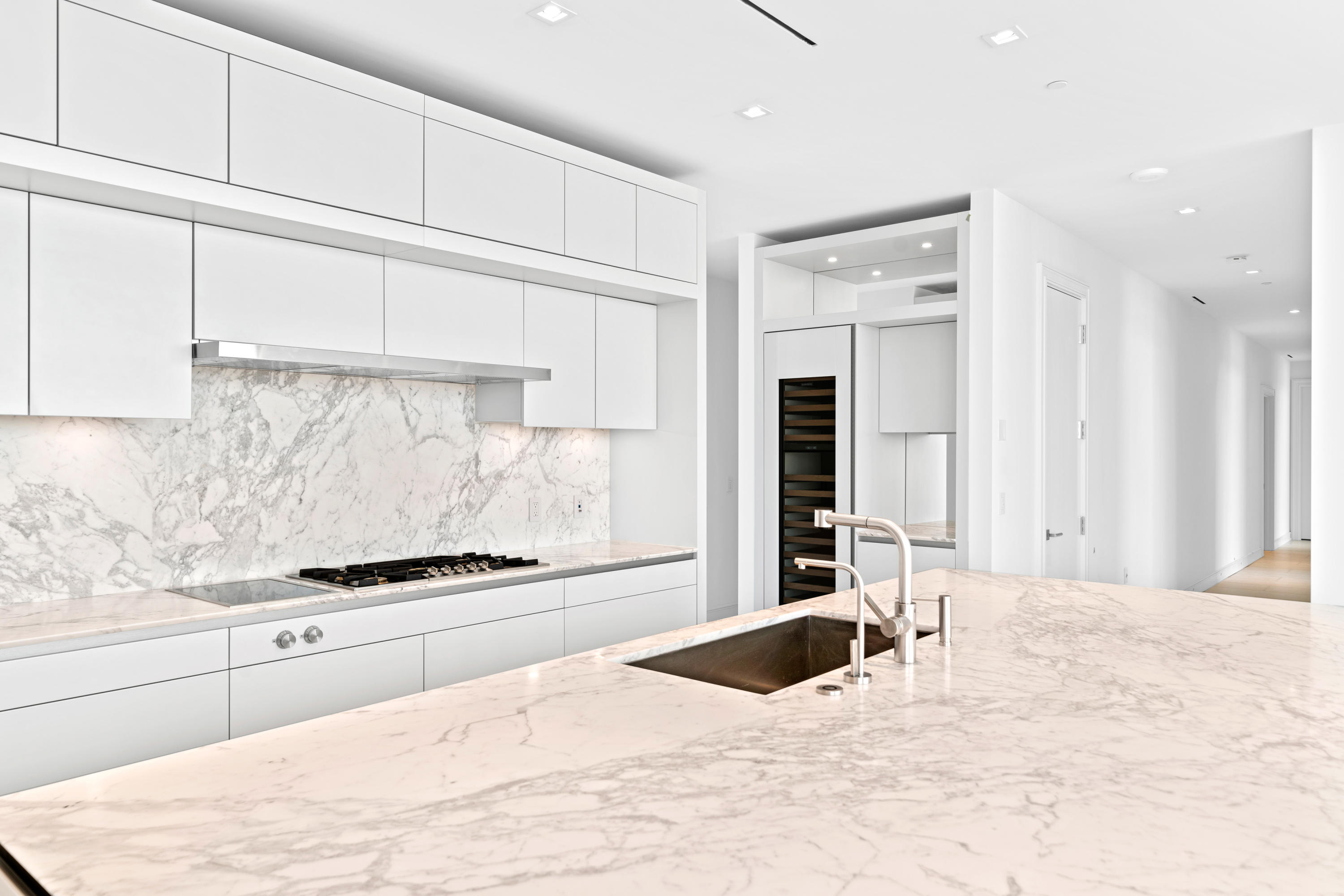 BRISTOL CONDO - Residential