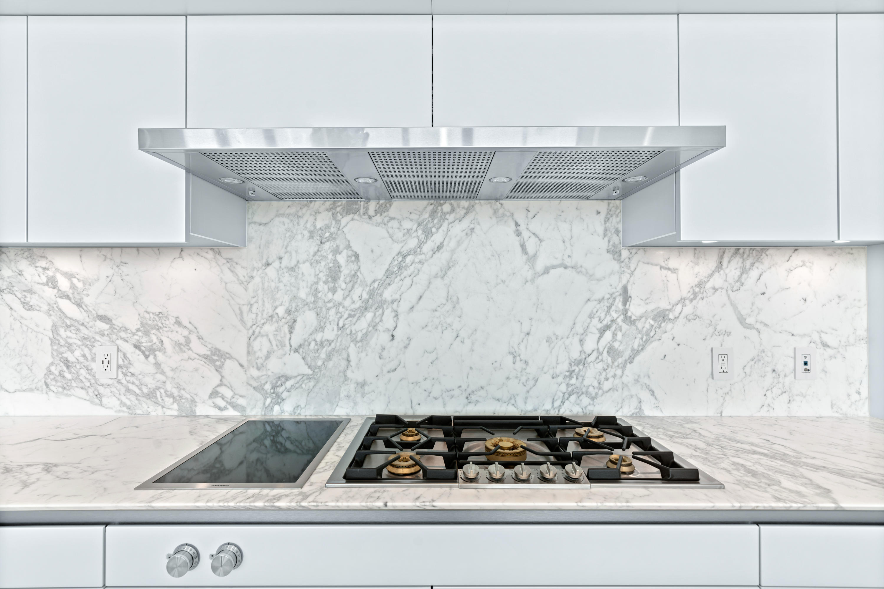 BRISTOL CONDO - Residential