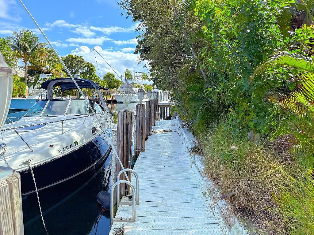 Photo of 4740 NE 22nd Avenue, Lighthouse Point, FL 33064 (MLS # R11158519)