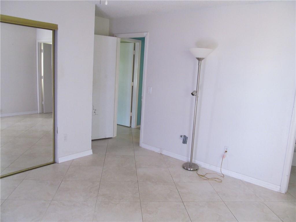 PORT ST LUCIE SECTION 11 - Residential