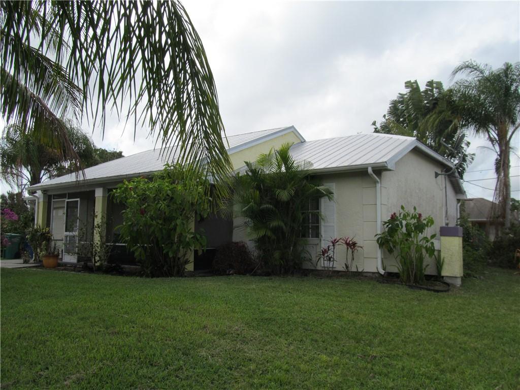 PORT ST LUCIE SECTION 11 - Residential