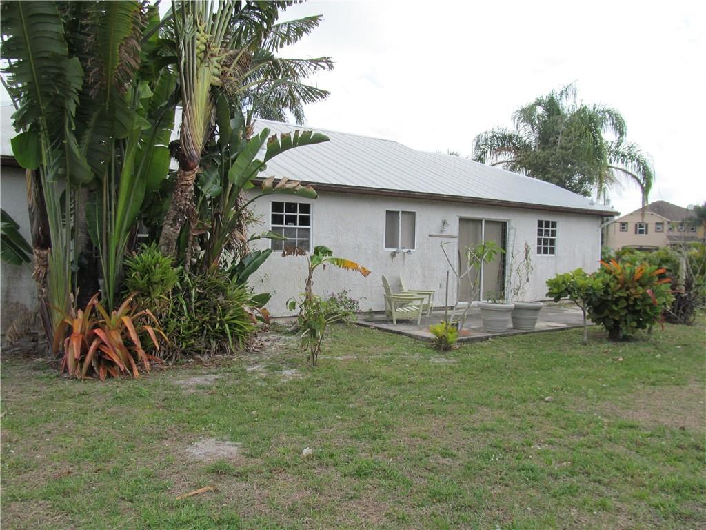 PORT ST LUCIE SECTION 11 - Residential
