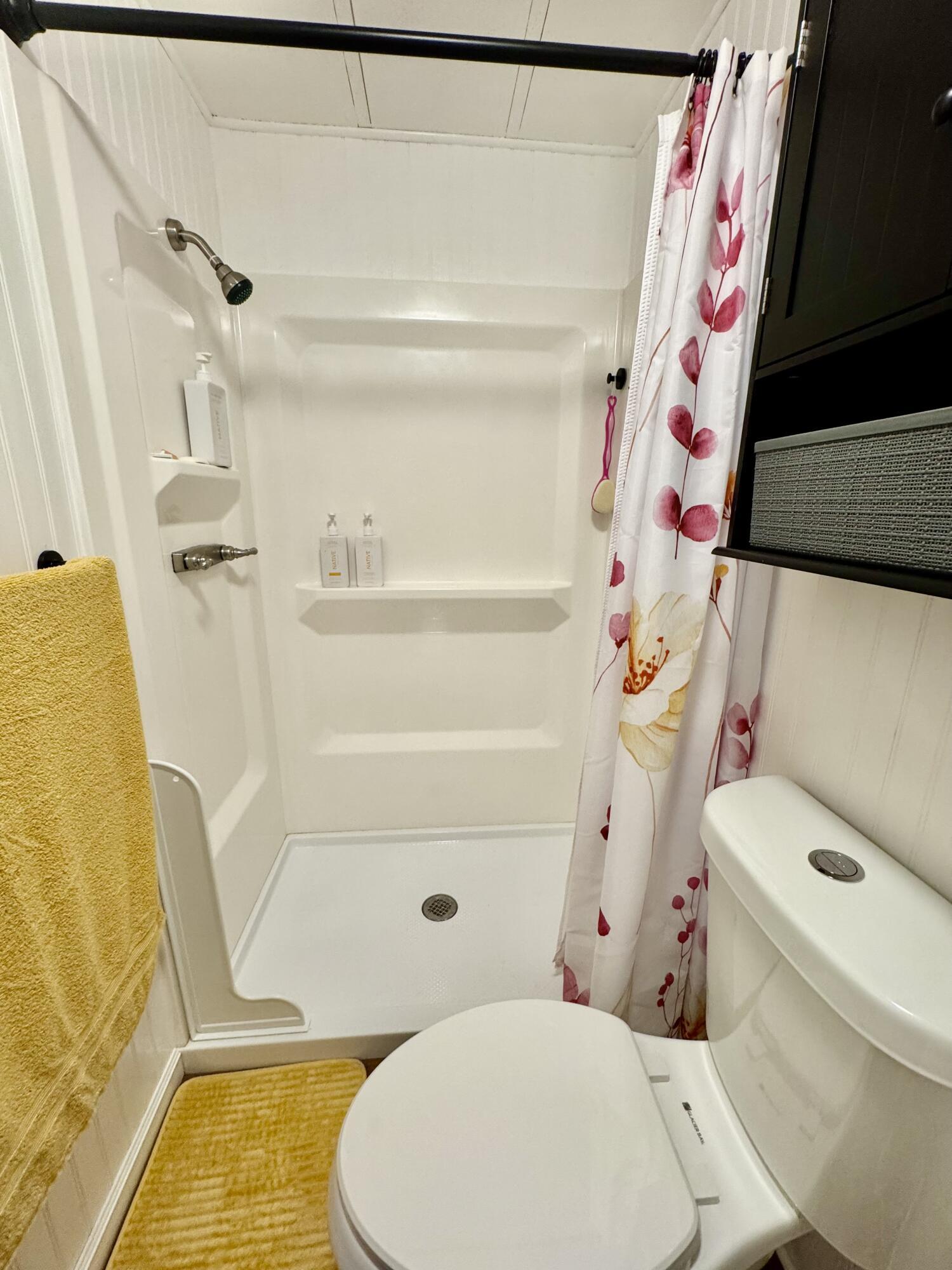 NORTHERN PINES MOBILE HOME PARK 6 - Residential