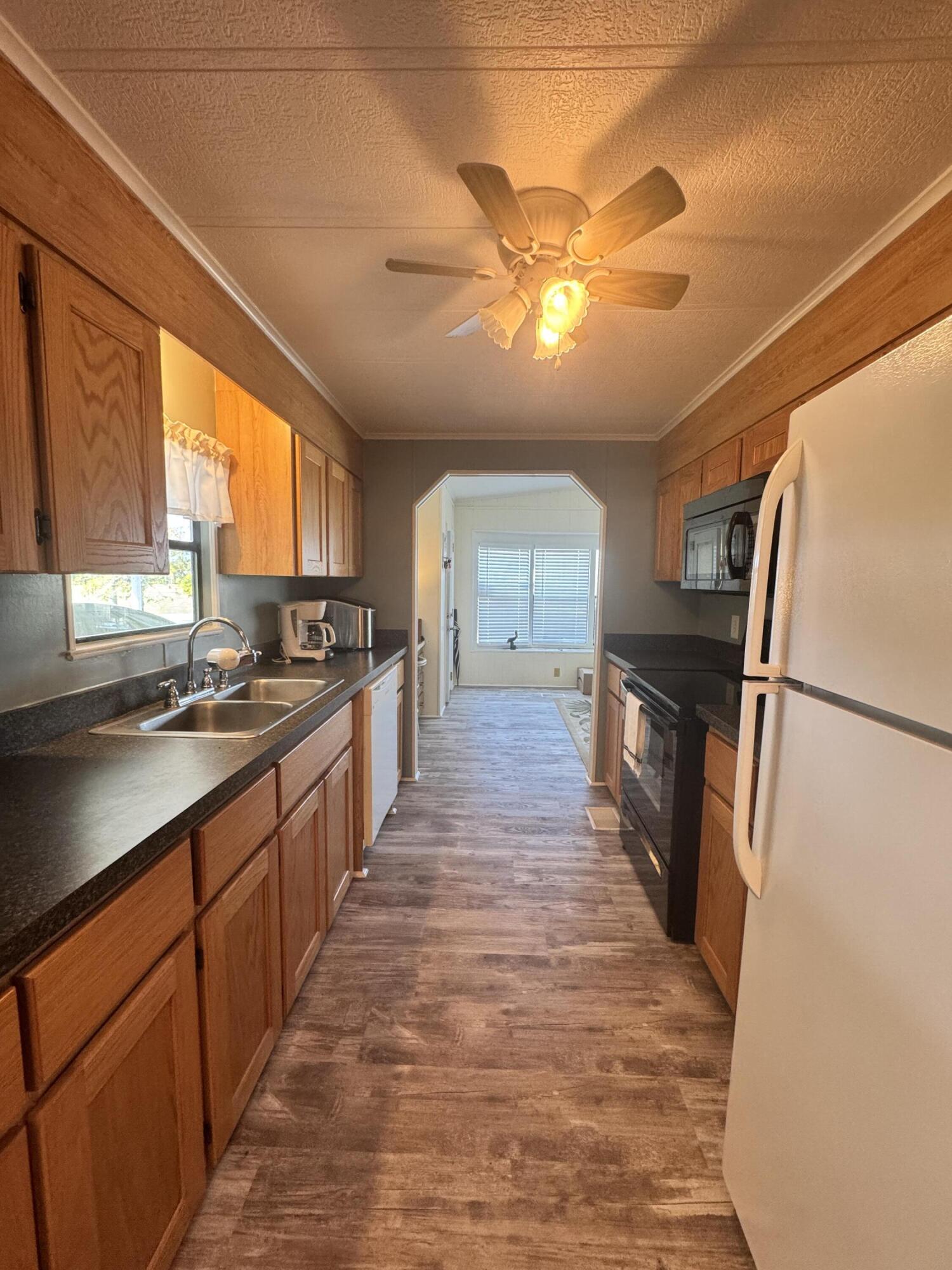 Spanish Lakes Country Club Village - Residential