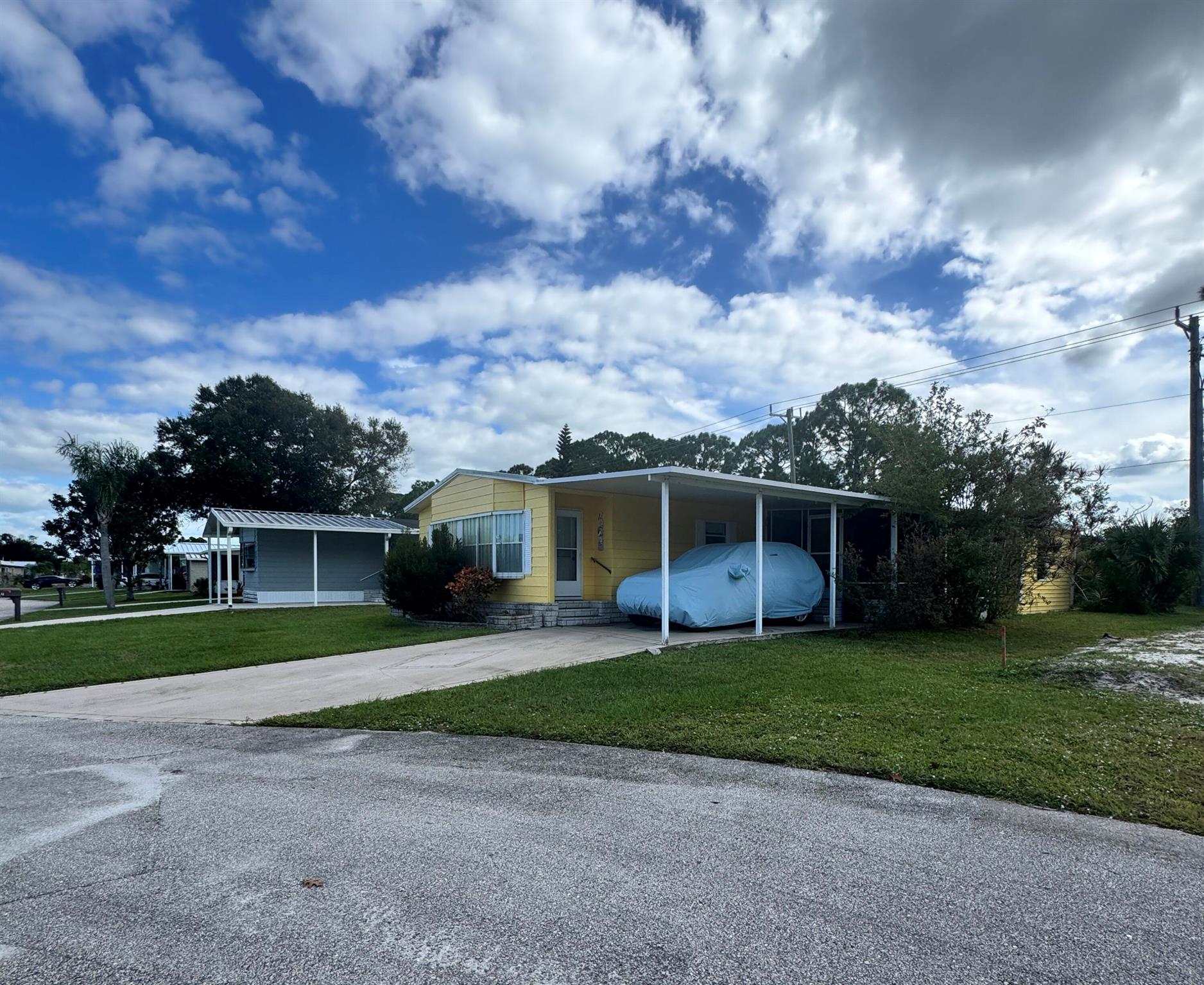 Spanish Lakes Country Clu - Residential