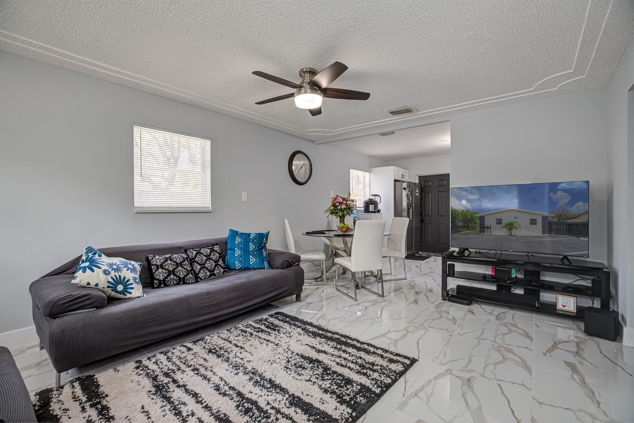 LAKE WORTH HEIGHTS - Residential Income