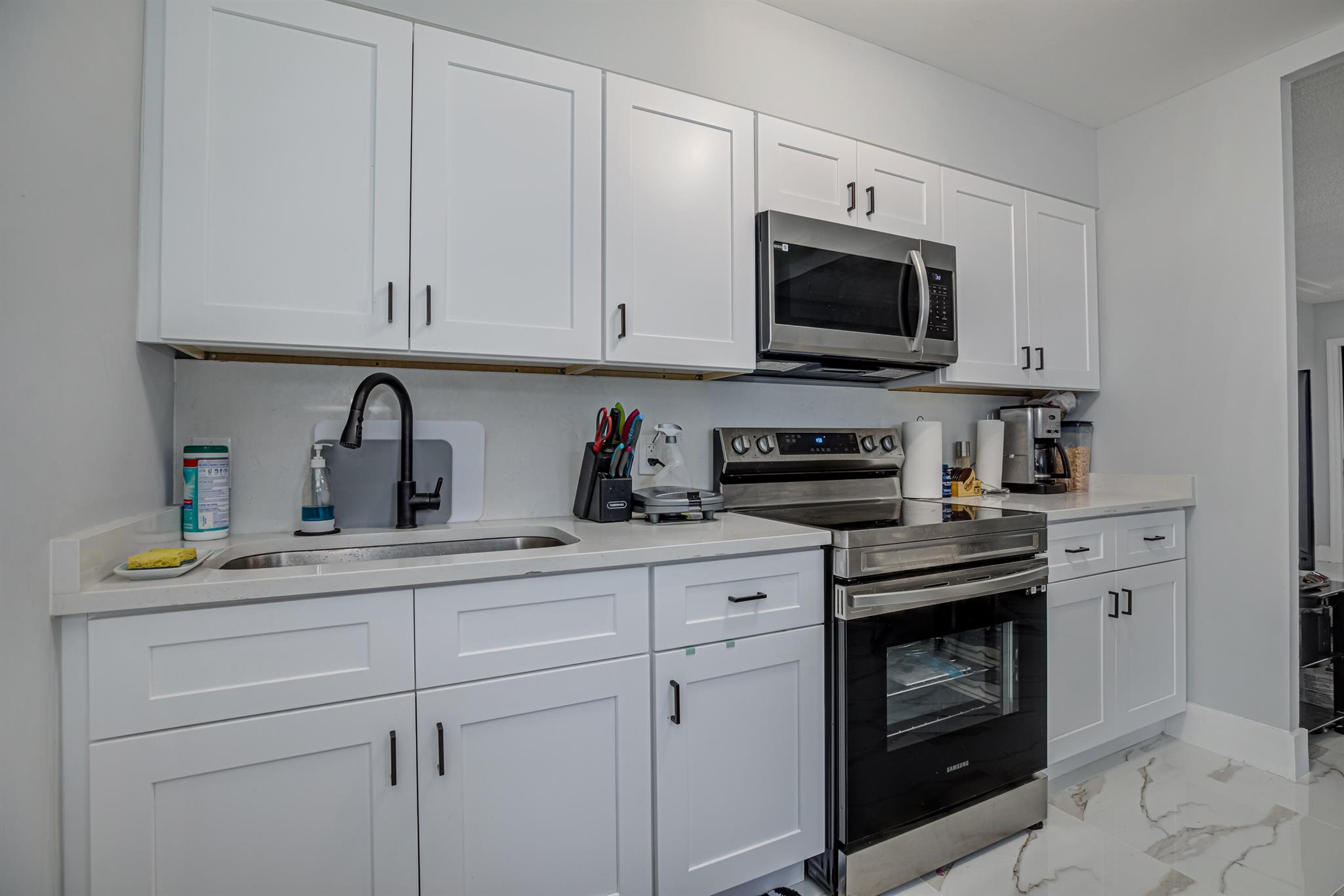 LAKE WORTH HEIGHTS - Residential Income