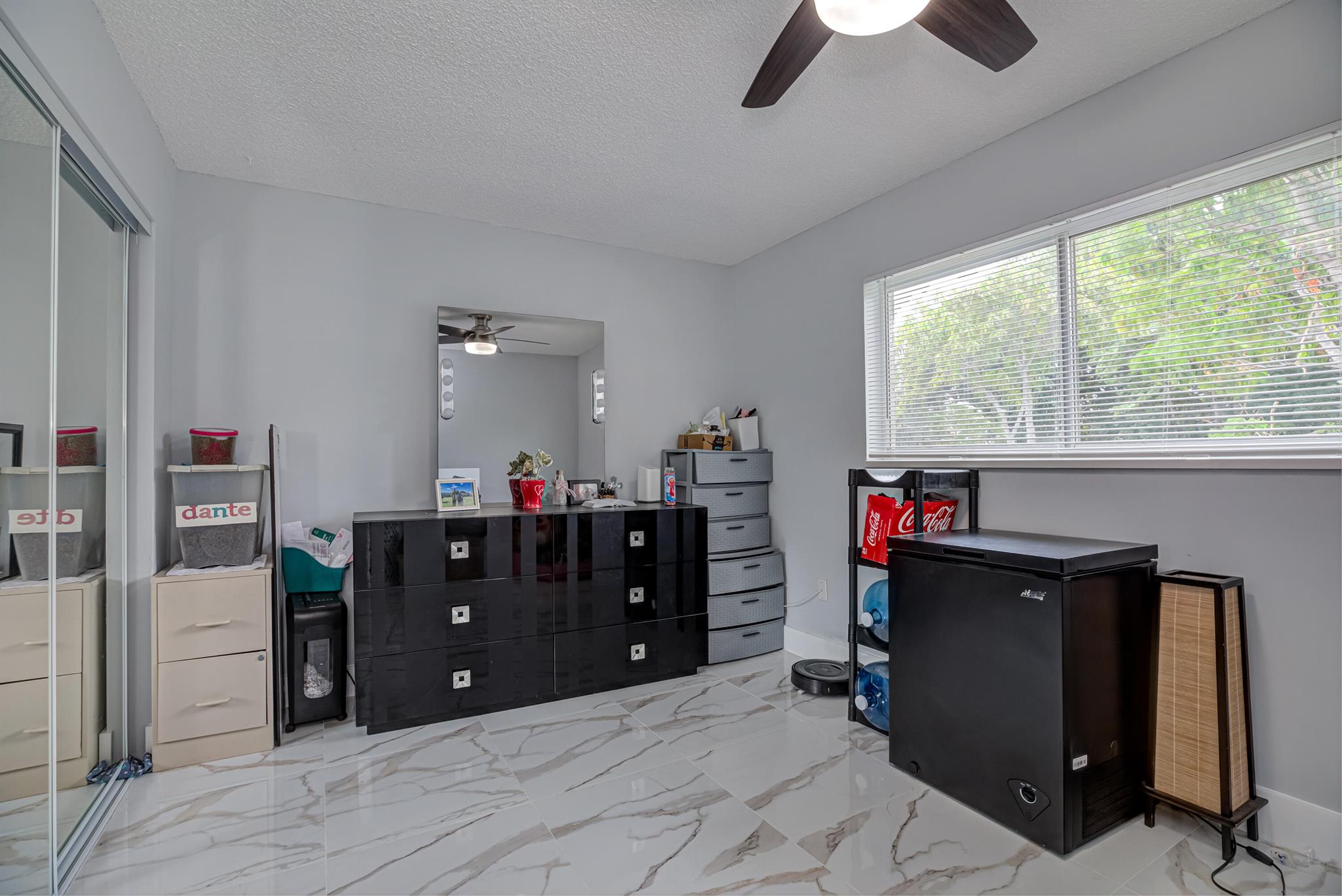 LAKE WORTH HEIGHTS - Residential Income