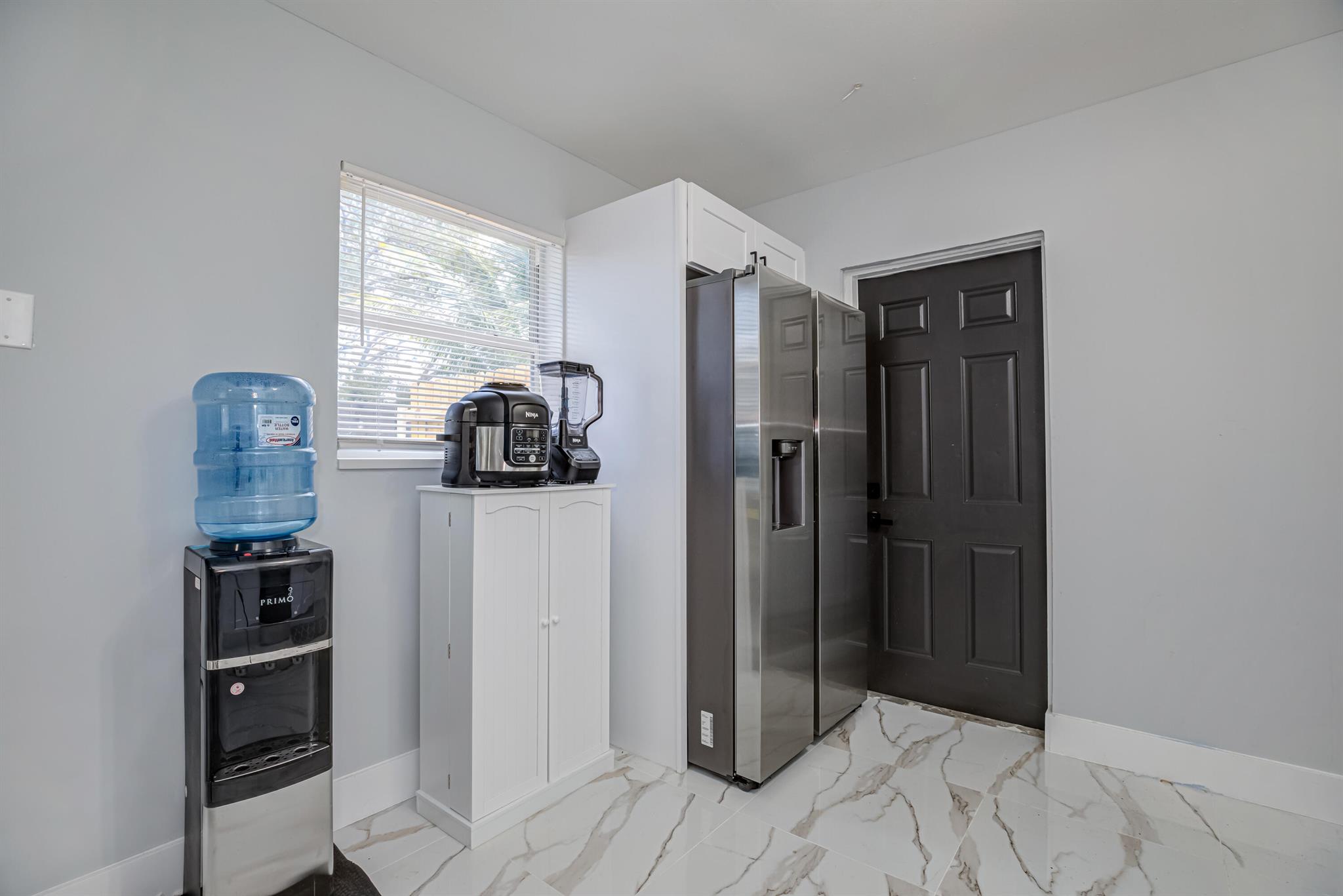 LAKE WORTH HEIGHTS - Residential Income