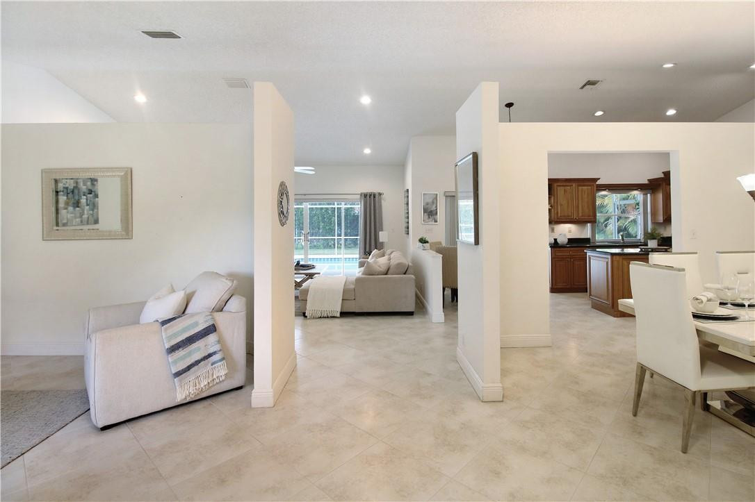 North Spgs 132-38 B - Residential