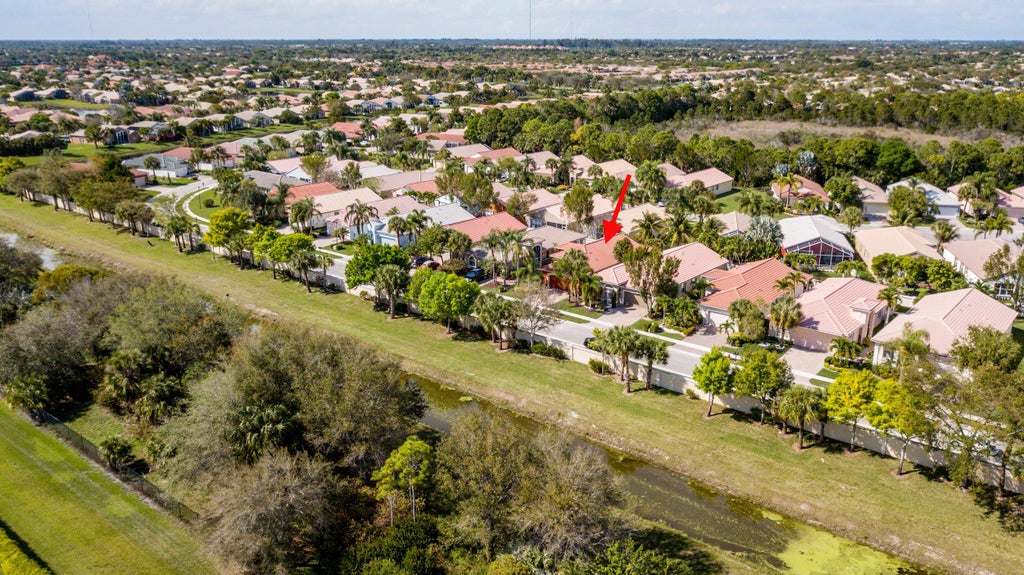 Photo of 8123 BELLAFIORE Way, Boynton Beach, FL 33472 (MLS # B26091910)