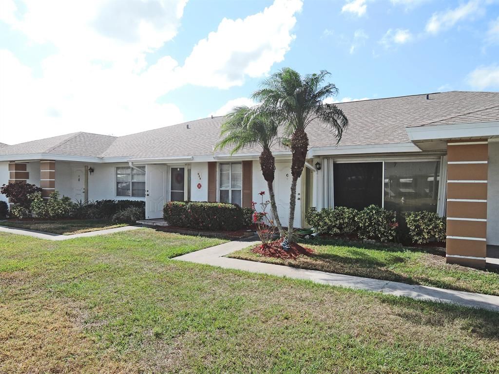 Photo of 625 Pines Knoll Drive #Apt D, Fort Pierce, FL 34982 (MLS # R10877478)