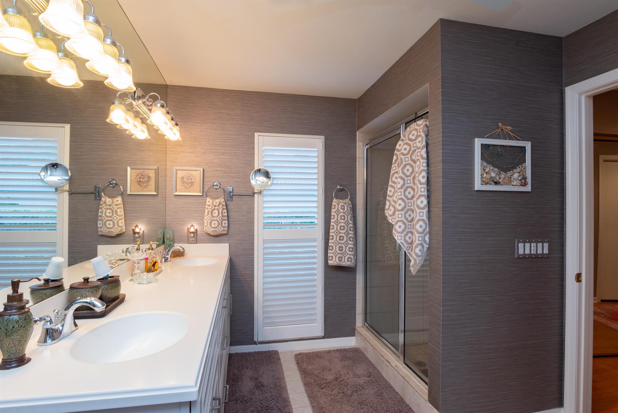 YACHT & COUNTRY CLUB OF S - Residential