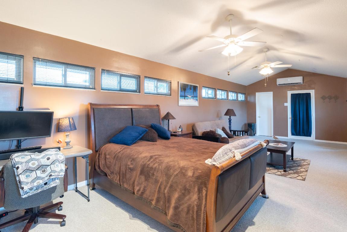 YACHT & COUNTRY CLUB OF STUART - Residential