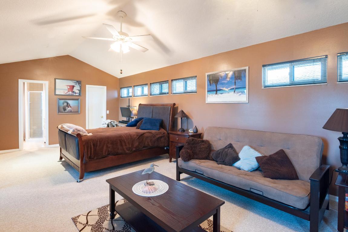 YACHT & COUNTRY CLUB OF STUART - Residential