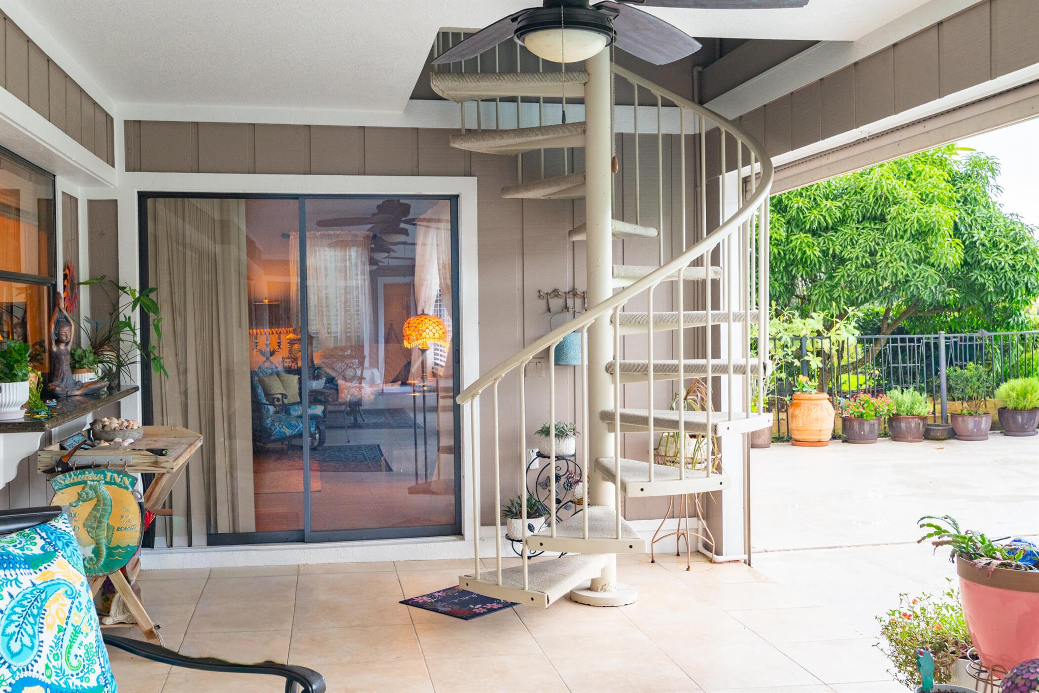 YACHT & COUNTRY CLUB OF S - Residential