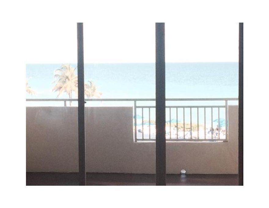 This is the lowest priced 2 bedroom unit in Parker Dorado while also being one of the nicest!! Direct Ocean view, an ABSOLUTE steal!!! Won't last!!!