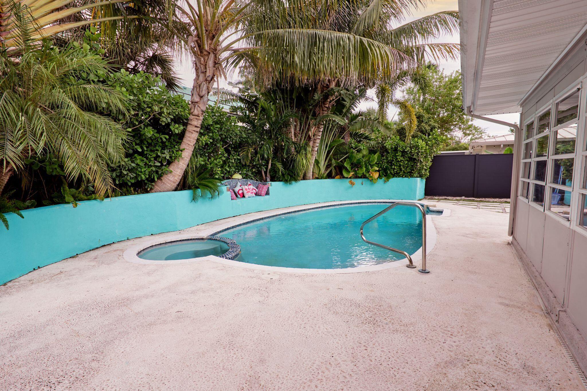 S/D OF 10-45-43, N 1/2 OF - Residential Lease